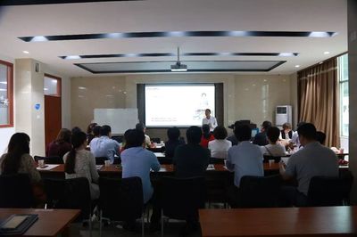 福建教育出版社領(lǐng)導(dǎo)蒞臨我司調(diào)研指導(dǎo)，共話教育文化交流新篇章