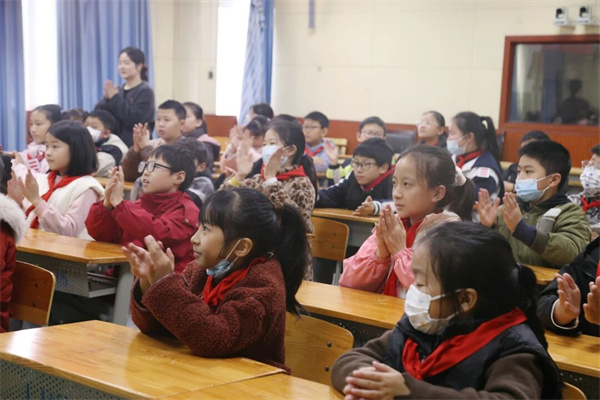 雙師共建 融通世界 彭州市延秀小學以課程創新架設跨文化交流橋梁